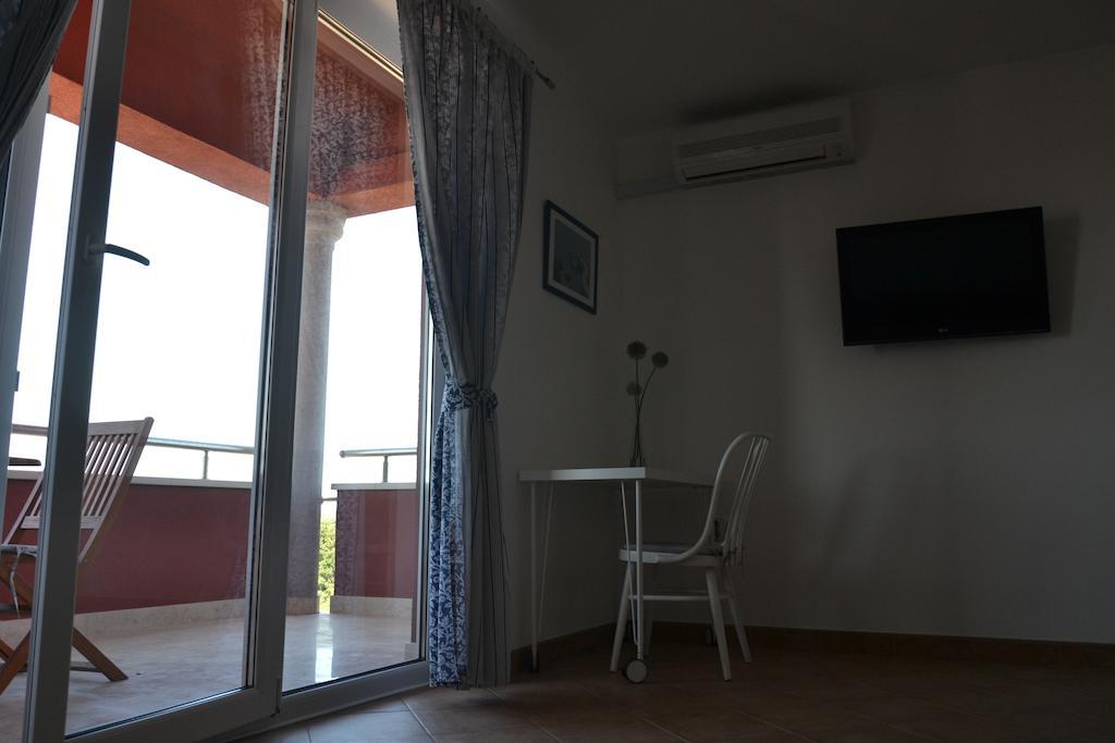 Apartments Roza ميدولين الغرفة الصورة